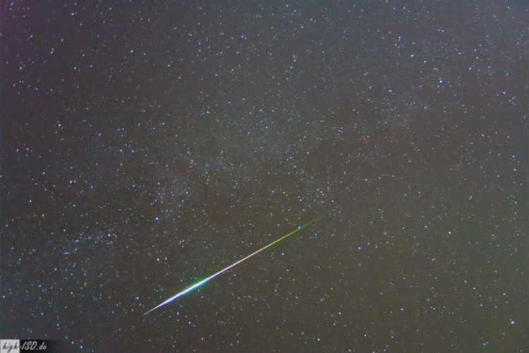 Perseiden Meteor aus dem Jahr 2009. Aufgenommen von Andres Möller (http://www.high-iso.de)