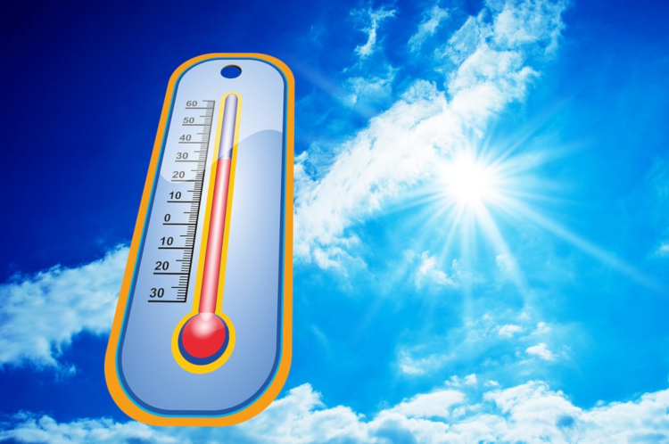 Klettert die Temperatur über 25 °C spricht man von einem Sommertag. Wird es noch extremer und das Tagesmaximum liegt bei über 30 °C, dann gilt der Tag als heßer Tag.